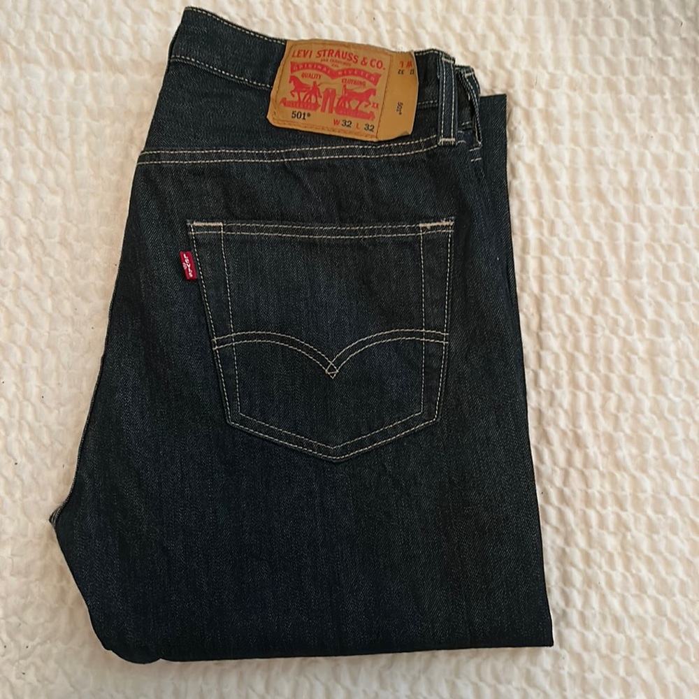 Levi’s 501 button up blue 32X32